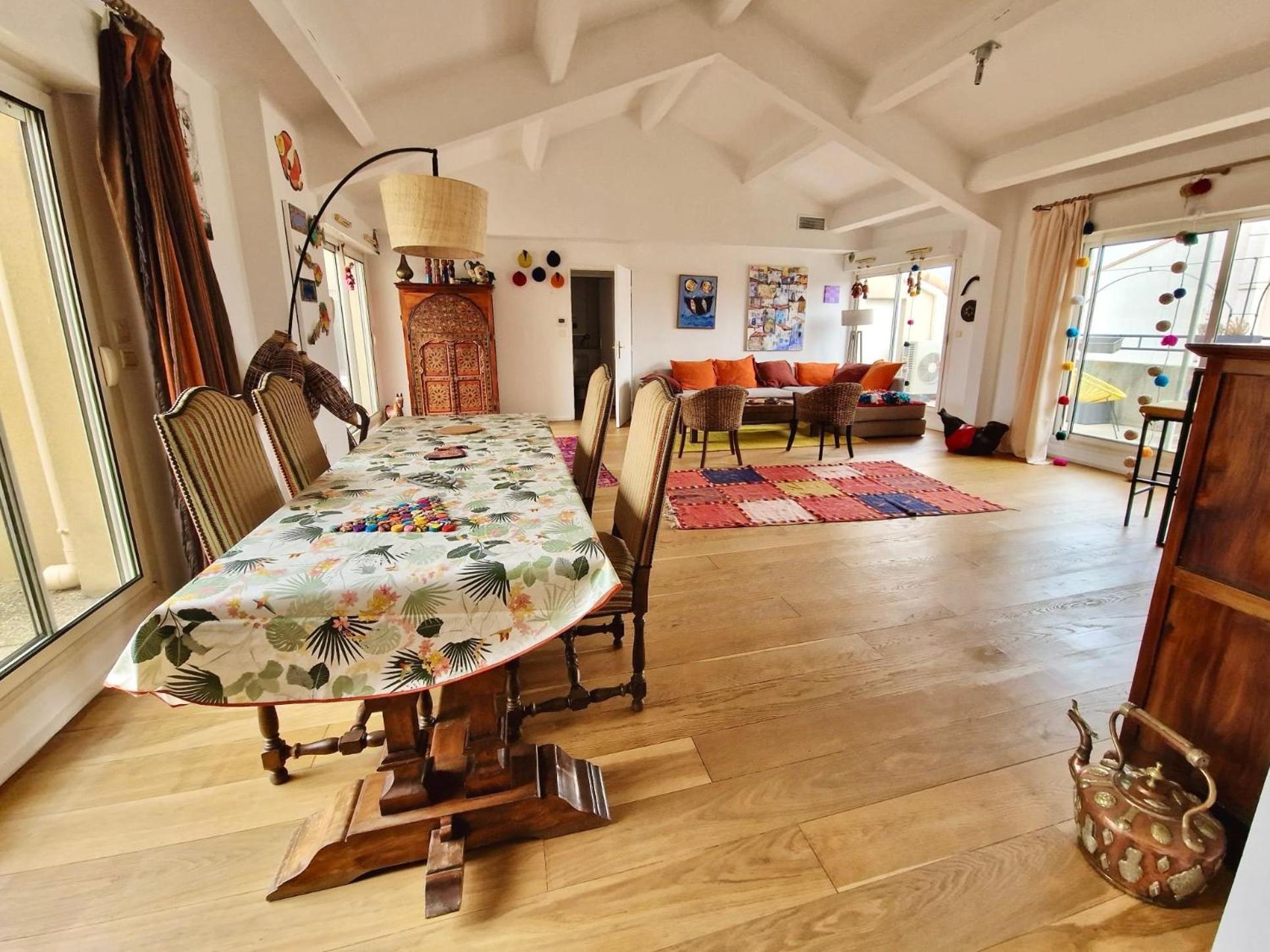 Prado Spacious And Sunny Loft In Марсель Экстерьер фото